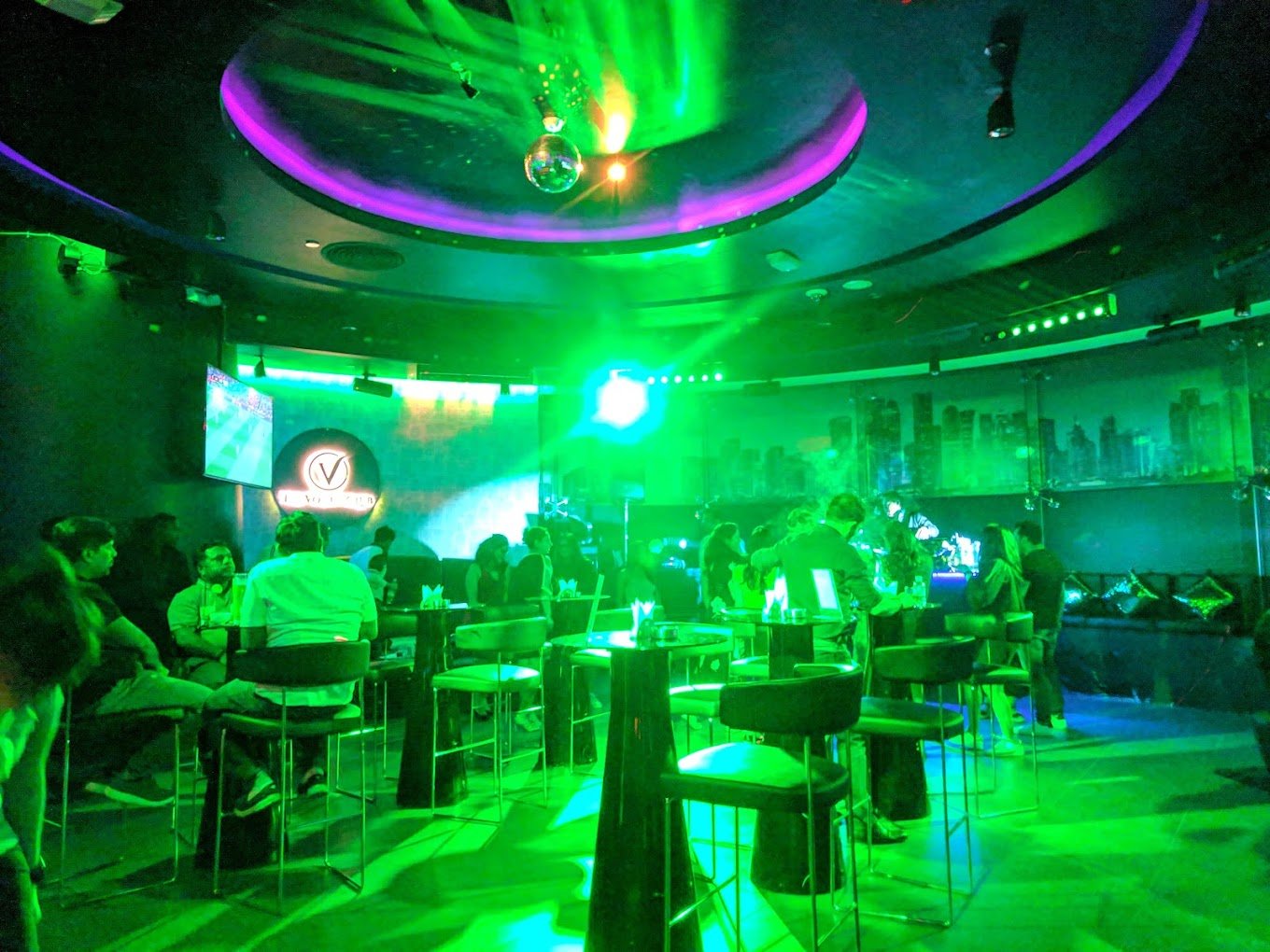 NOIR LOUNGE