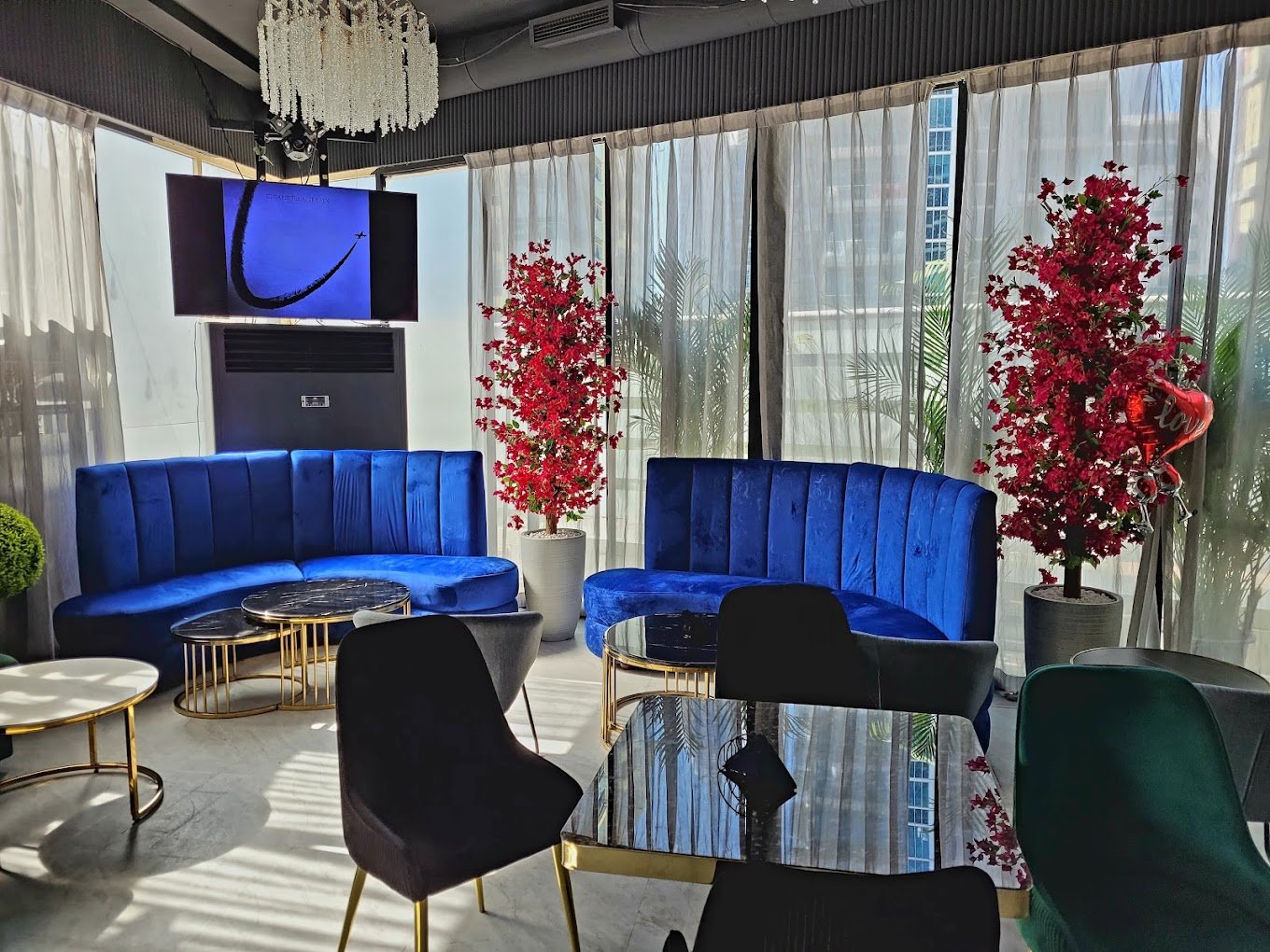The Upper Deck Lounge